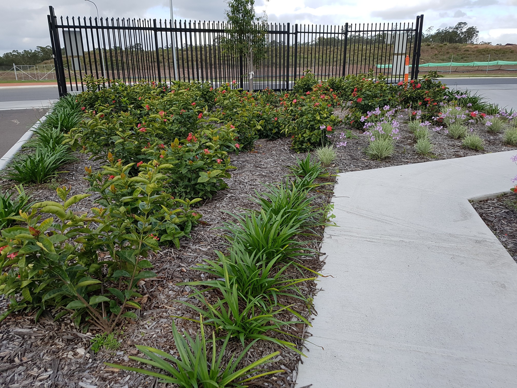 landscaping warehouse